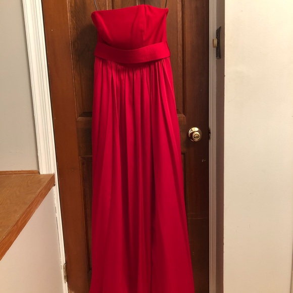 Red gown for bridesmaids, prom, or formal event - Picture 2 of 4